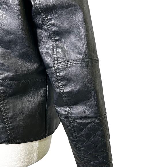 Indigo Saints Black Vegan Leather Moto Short Jacket Womens Medium - Picture 8 of 12
